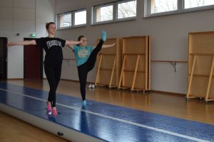 Einweisung neue AirTrack Tumblingmatte 05.03.2017_1
