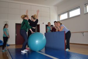 Einweisung neue AirTrack Tumblingmatte 05.03.2017_1